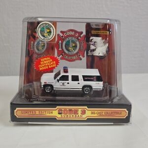 Code 3 Las Vegas Suburban Fire Truck Item #12407